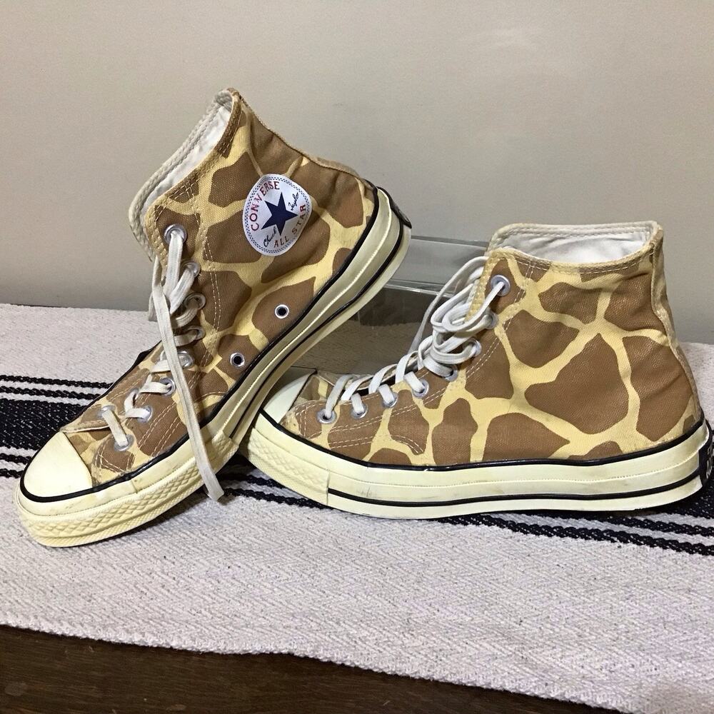 Converse Chuck High Tops Giraffe Print, Sneakers Sz M7.5 W9.5 Casual Streetwear